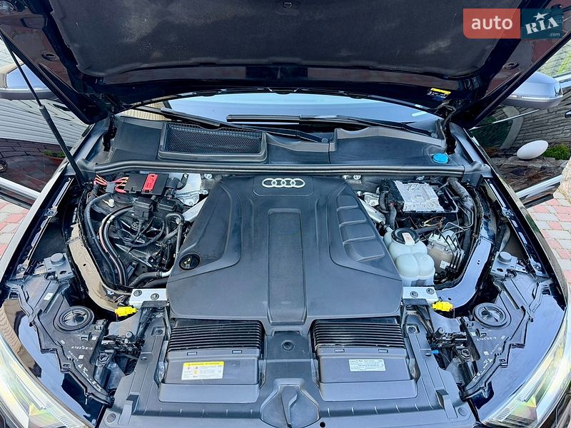 Позашляховик / Кросовер Audi Q7 2021 в Прилуках