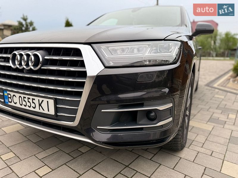 Внедорожник / Кроссовер Audi Q7 2017 в Моршине