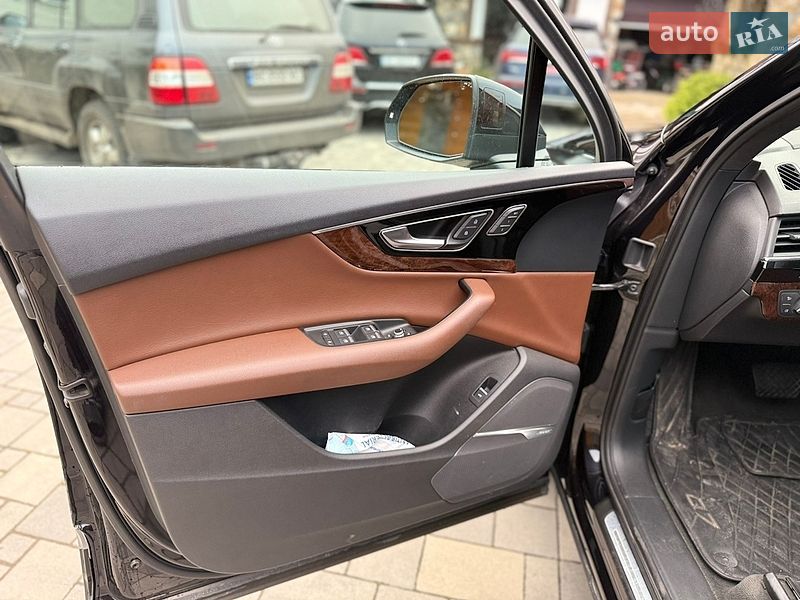 Внедорожник / Кроссовер Audi Q7 2017 в Моршине