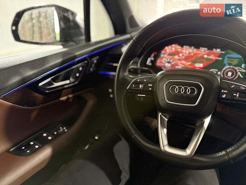 Внедорожник / Кроссовер Audi Q7 2017 в Моршине