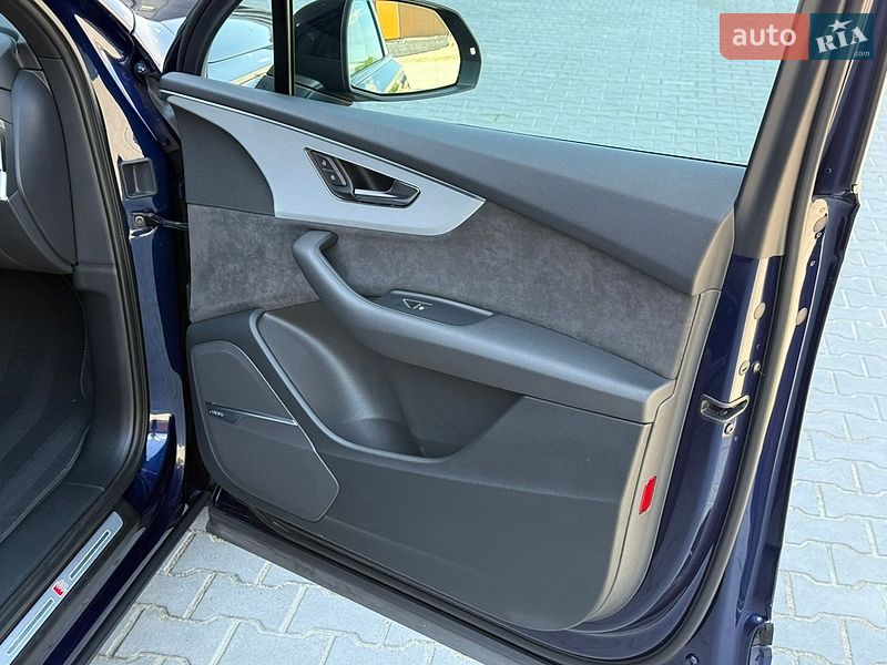 Внедорожник / Кроссовер Audi Q7 2020 в Броварах