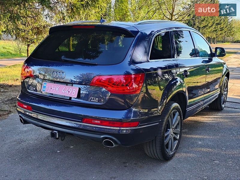 Внедорожник / Кроссовер Audi Q7 2014 в Дубно