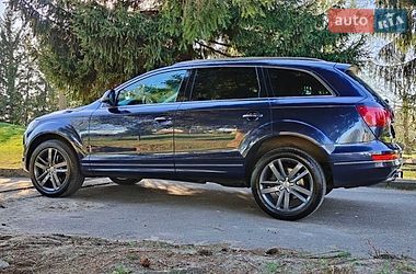 Внедорожник / Кроссовер Audi Q7 2014 в Дубно
