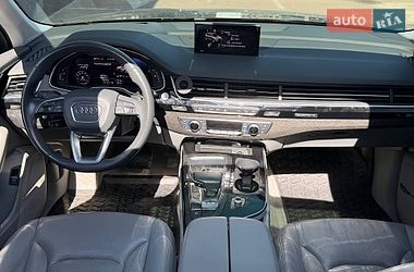 Внедорожник / Кроссовер Audi Q7 2018 в Киеве