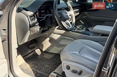 Внедорожник / Кроссовер Audi Q7 2018 в Киеве