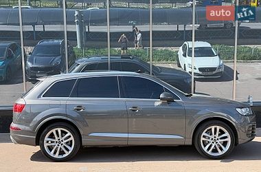 Внедорожник / Кроссовер Audi Q7 2018 в Киеве