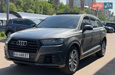 Внедорожник / Кроссовер Audi Q7 2018 в Киеве