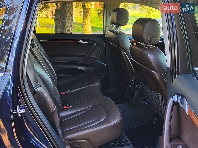 Внедорожник / Кроссовер Audi Q7 2014 в Дубно