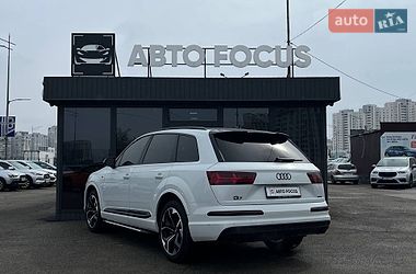 Внедорожник / Кроссовер Audi Q7 2017 в Киеве