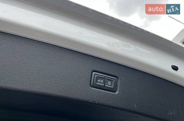 Внедорожник / Кроссовер Audi Q7 2017 в Киеве