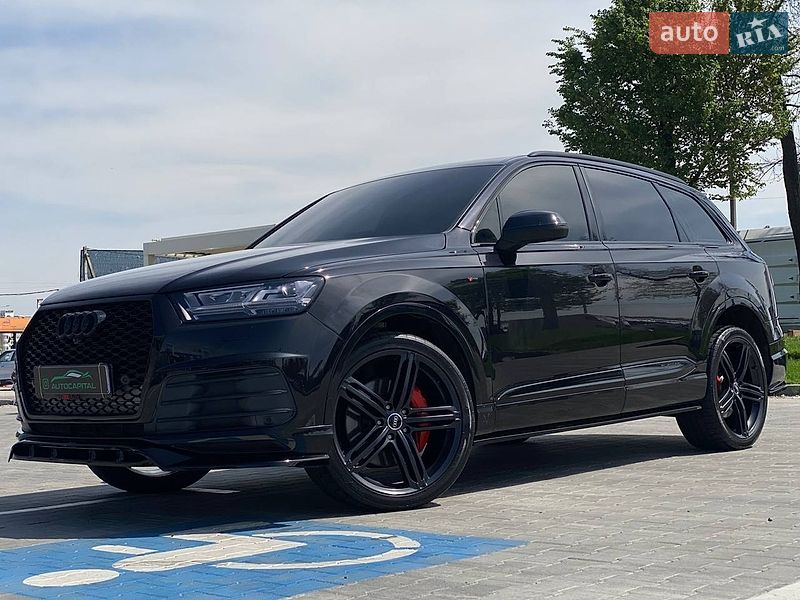 Внедорожник / Кроссовер Audi Q7 2018 в Киеве
