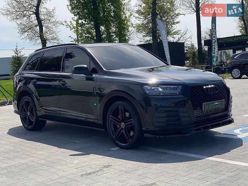 Внедорожник / Кроссовер Audi Q7 2018 в Киеве