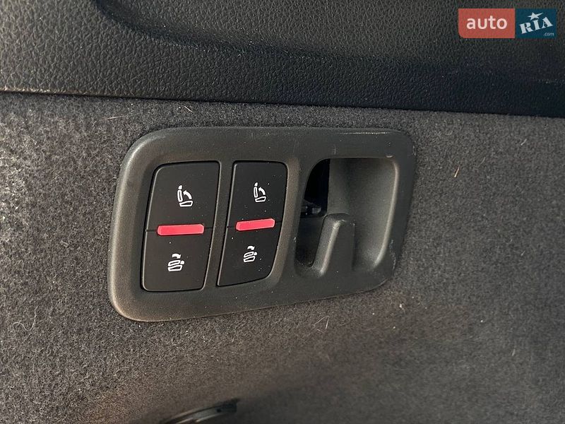 Внедорожник / Кроссовер Audi Q7 2018 в Киеве