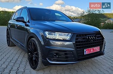 Внедорожник / Кроссовер Audi Q7 2017 в Бережанах