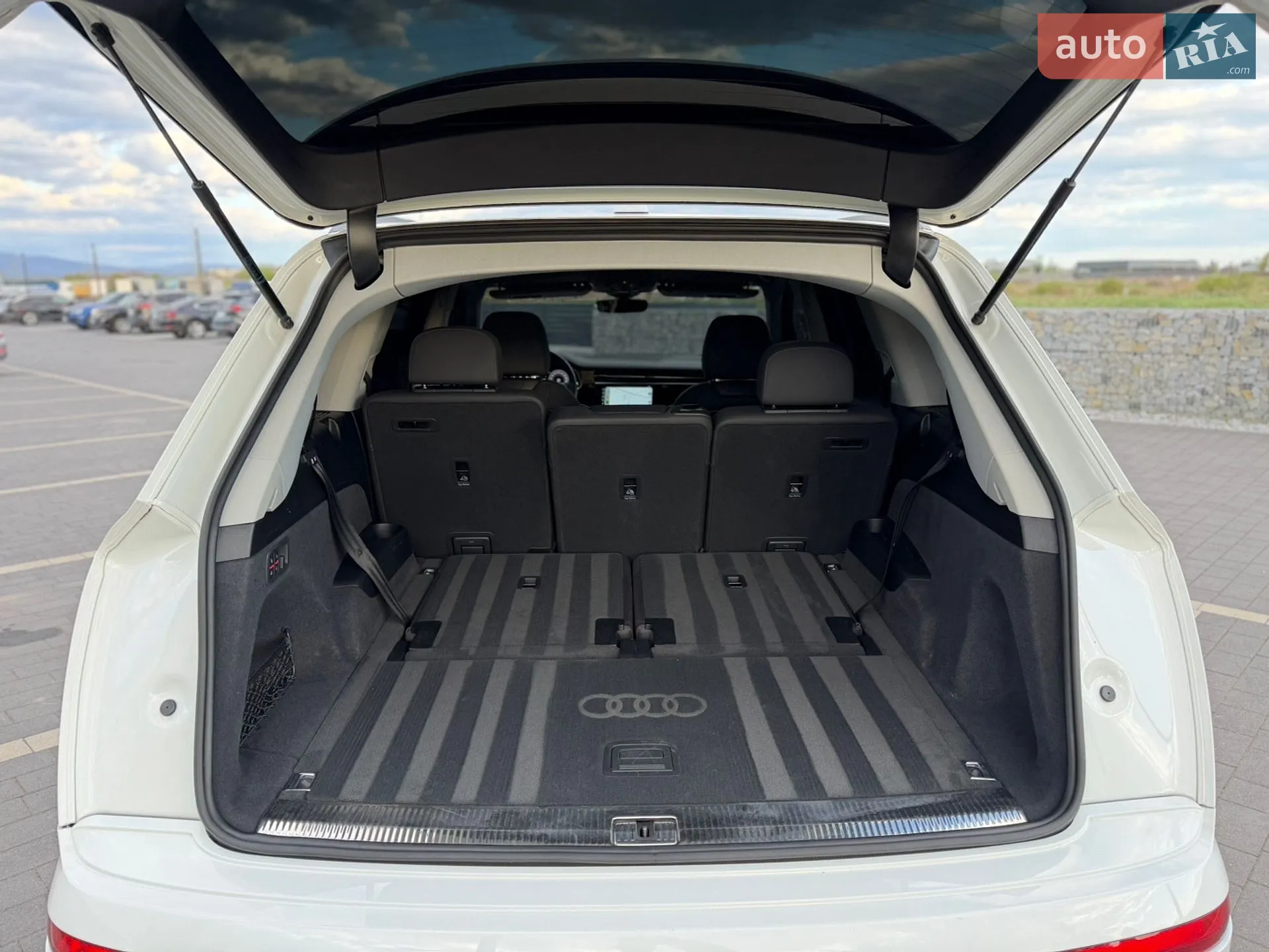 2020 Audi Q7 - мініатюра 25