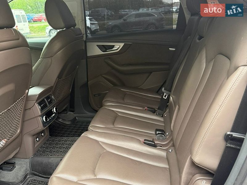 Внедорожник / Кроссовер Audi Q7 2018 в Киеве