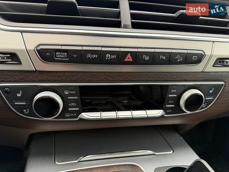 Внедорожник / Кроссовер Audi Q7 2018 в Киеве