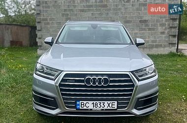 Внедорожник / Кроссовер Audi Q7 2017 в Городке
