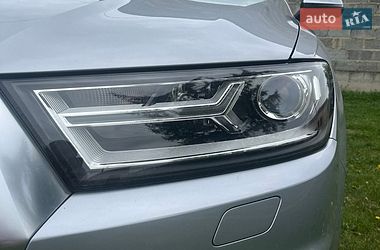 Внедорожник / Кроссовер Audi Q7 2017 в Городке