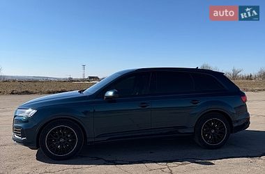 Позашляховик / Кросовер Audi Q7 2021 в Вінниці