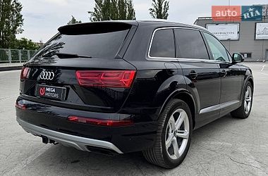 Внедорожник / Кроссовер Audi Q7 2018 в Киеве