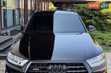 Позашляховик / Кросовер Audi Q7 2019 в Дніпрі