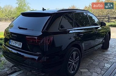Позашляховик / Кросовер Audi Q7 2019 в Дніпрі