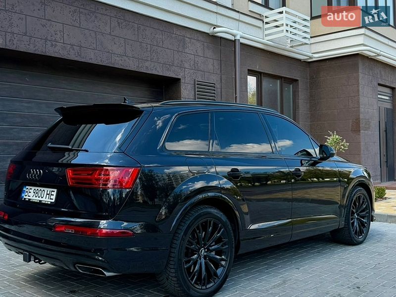 Внедорожник / Кроссовер Audi Q7 2018 в Николаеве