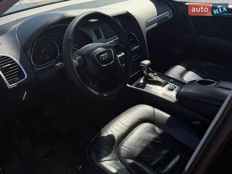 Внедорожник / Кроссовер Audi Q7 2012 в Киеве