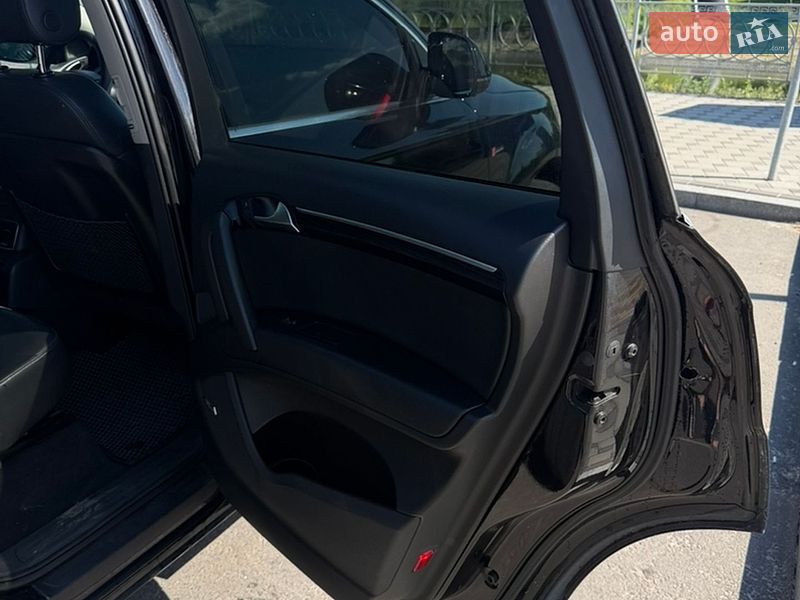Внедорожник / Кроссовер Audi Q7 2012 в Киеве фото 21 Внедорожник / Кроссовер Audi Q7 2012 в Киеве