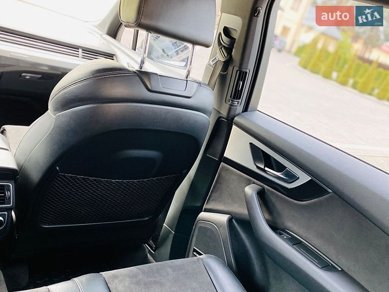 Внедорожник / Кроссовер Audi Q7 2016 в Львове