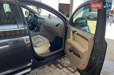 Внедорожник / Кроссовер Audi Q7 2006 в Сумах