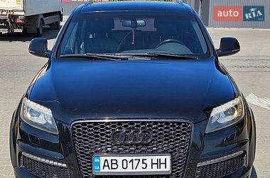 Позашляховик / Кросовер Audi Q7 2012 в Вишневому