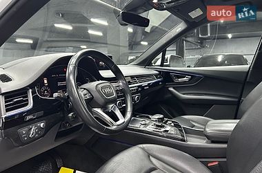 Позашляховик / Кросовер Audi Q7 2018 в Чернівцях