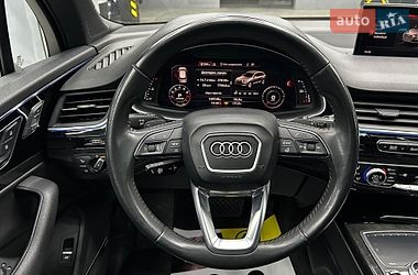 Позашляховик / Кросовер Audi Q7 2018 в Чернівцях