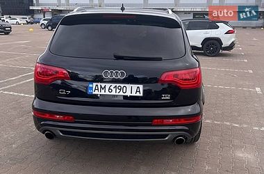 Позашляховик / Кросовер Audi Q7 2011 в Житомирі