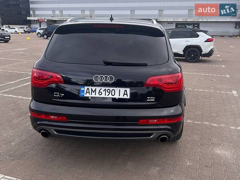 Позашляховик / Кросовер Audi Q7 2011 в Житомирі