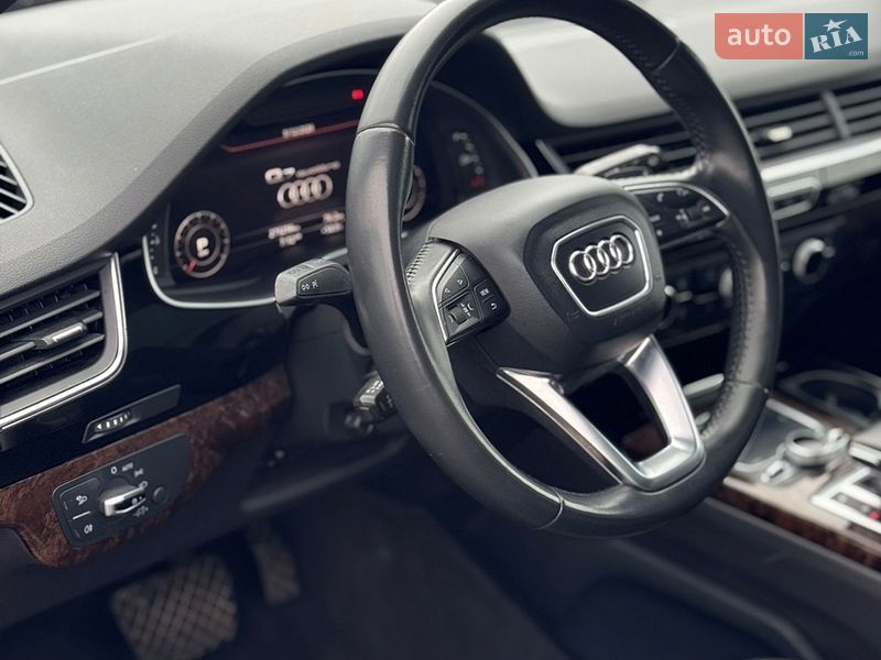 Внедорожник / Кроссовер Audi Q7 2018 в Львове