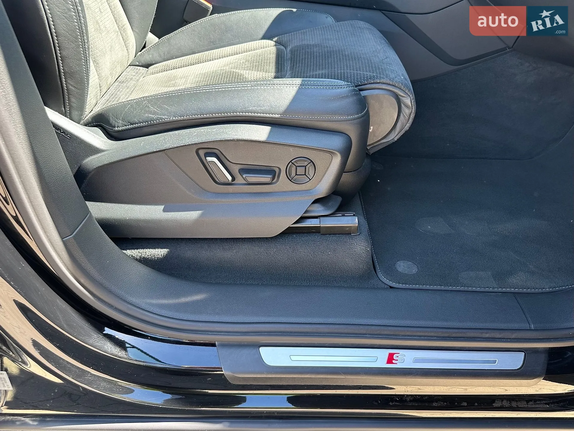 2020 Audi Q7 - мініатюра 15