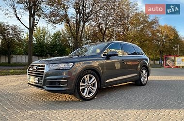 Позашляховик / Кросовер Audi Q7 2017 в Львові