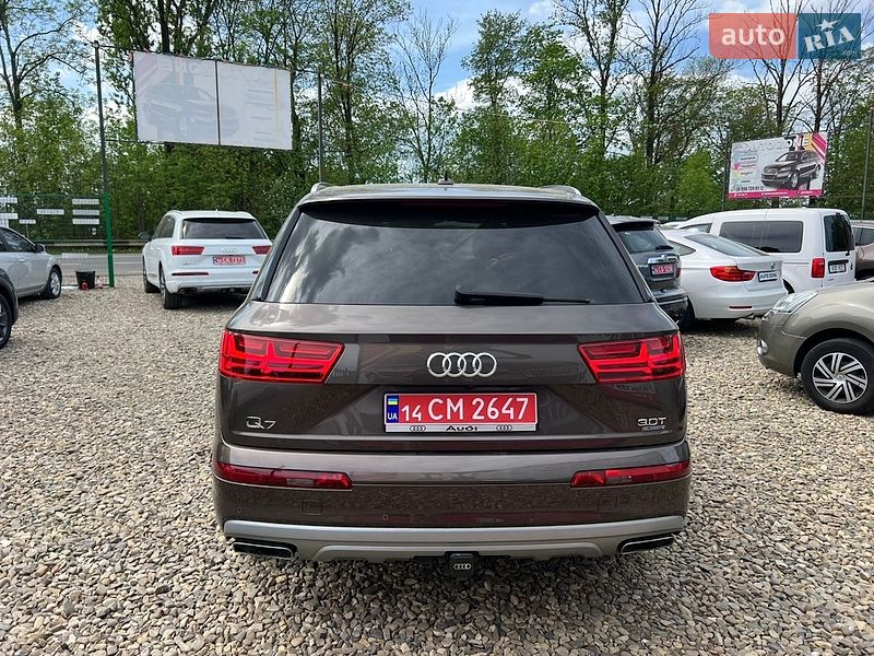 Позашляховик / Кросовер Audi Q7 2017 в Коломиї
