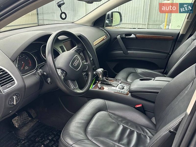 Внедорожник / Кроссовер Audi Q7 2012 в Киеве