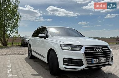 Внедорожник / Кроссовер Audi Q7 2016 в Петровском (нов. Святопетровском)