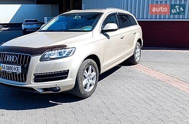 Позашляховик / Кросовер Audi Q7 2012 в Рівному