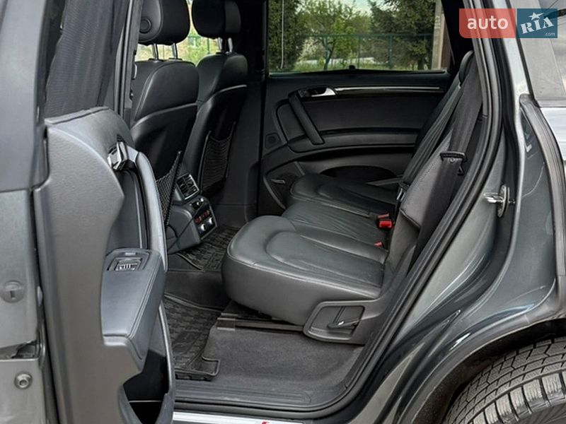Внедорожник / Кроссовер Audi Q7 2015 в Львове