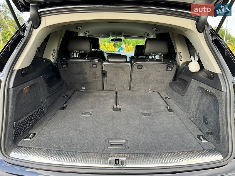 Позашляховик / Кросовер Audi Q7 2015 в Львові