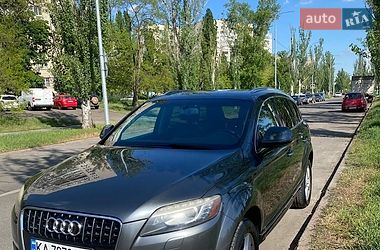 Позашляховик / Кросовер Audi Q7 2012 в Києві