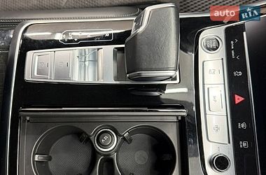 Внедорожник / Кроссовер Audi Q7 2021 в Киеве