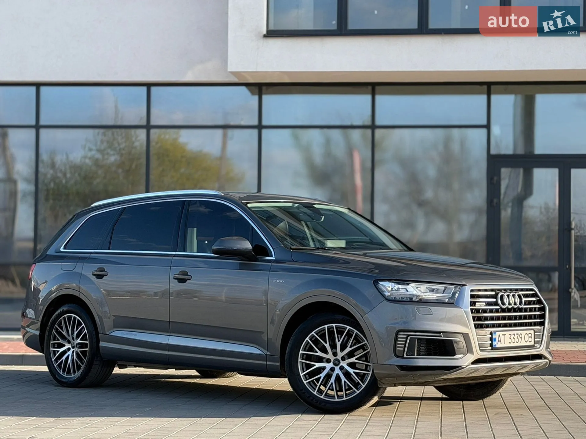 2016 Audi Q7 - мініатюра 2