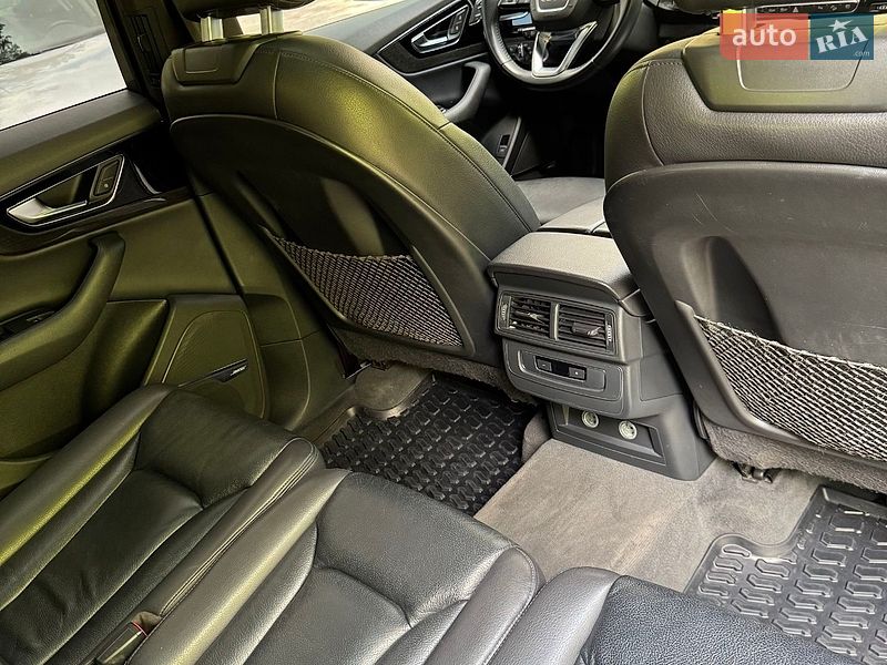Внедорожник / Кроссовер Audi Q7 2018 в Бердичеве